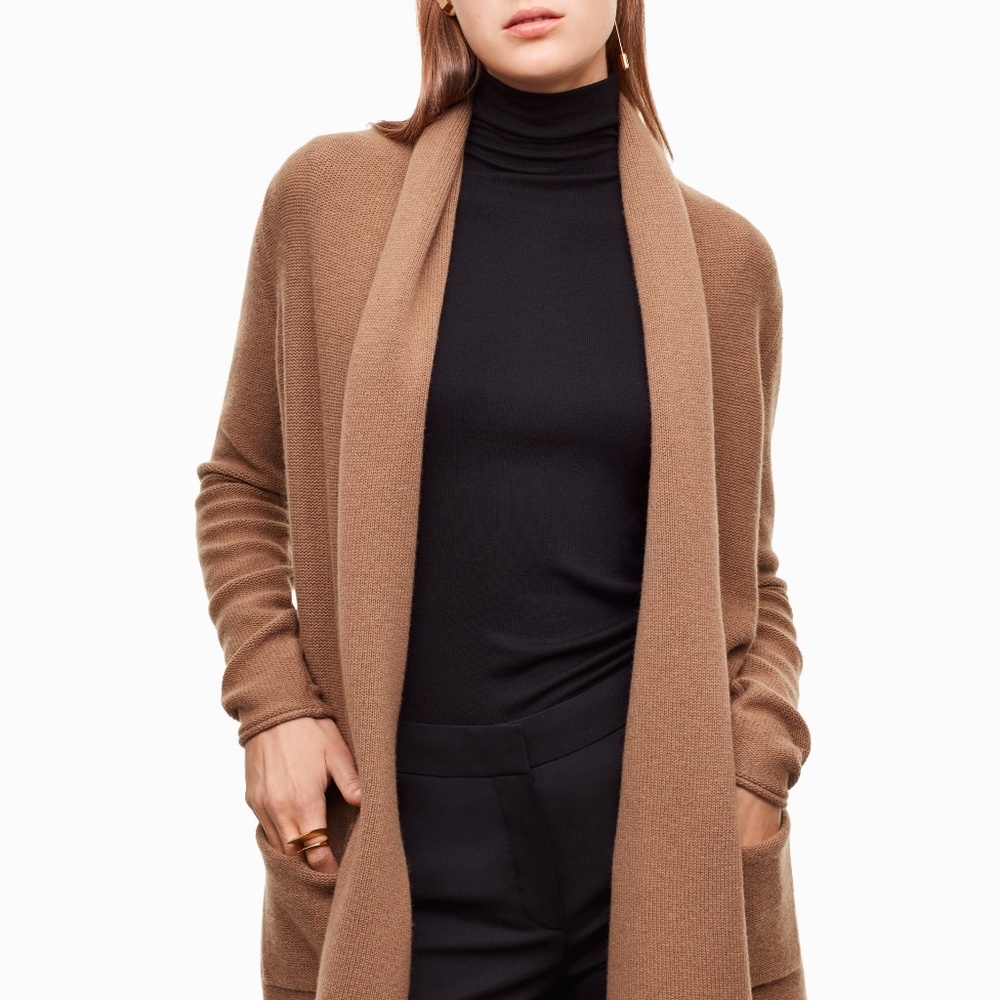 Aritzia Babaton BEEKMAN SWEATER in Size Small